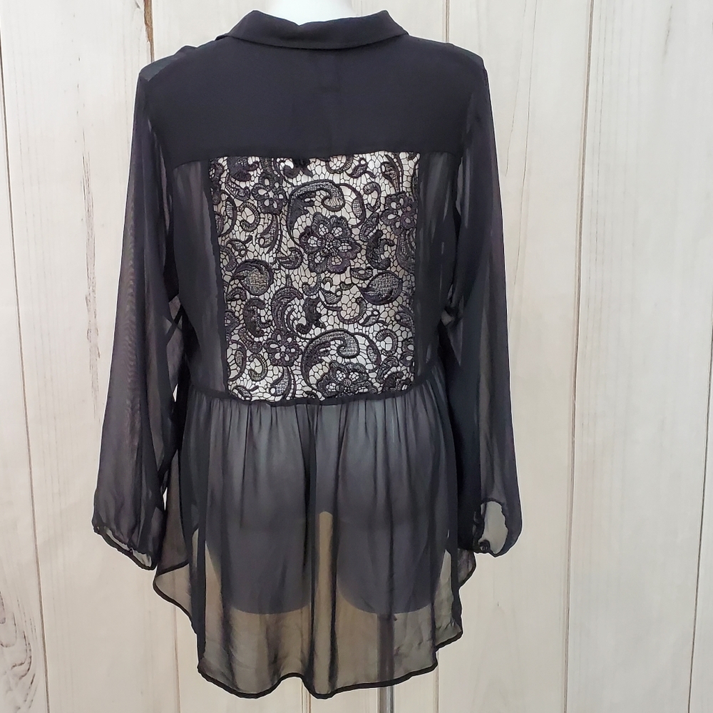 Torrid Lace Blouse Black 2 2XL Semi Sheer High Lo